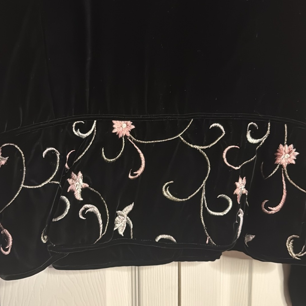 Vintage Emanuel Ungaro Black Velvet Embroidered Jacket Size 10 - Picture 7 of 8